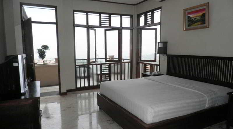 Dago Highland Resort Cimenyan Exterior photo